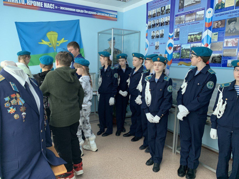 25 февраля наш лицей посетили кадеты Темниковской СОШ.